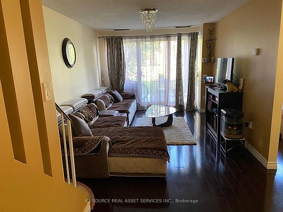 4th image of 4001 Don Mills Rd #127