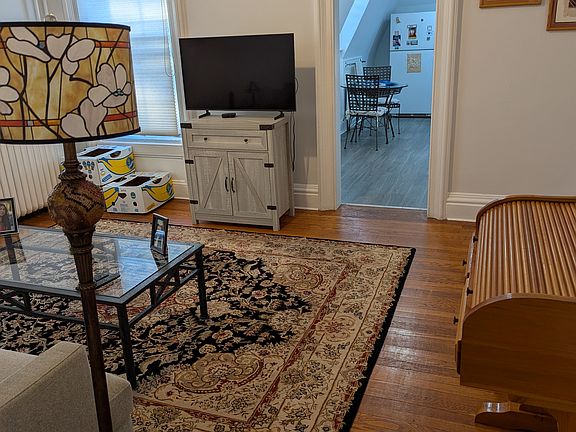 5th image of 11 Maurice Ave APT 2