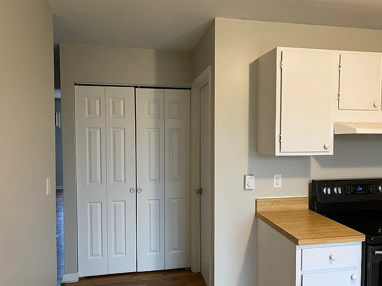 114 Harbor Dr #2B — Photo 8