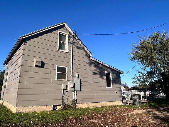 4th image of 309 N 2nd Ave