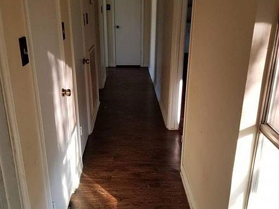 5th image of 7802 Oakington Dr