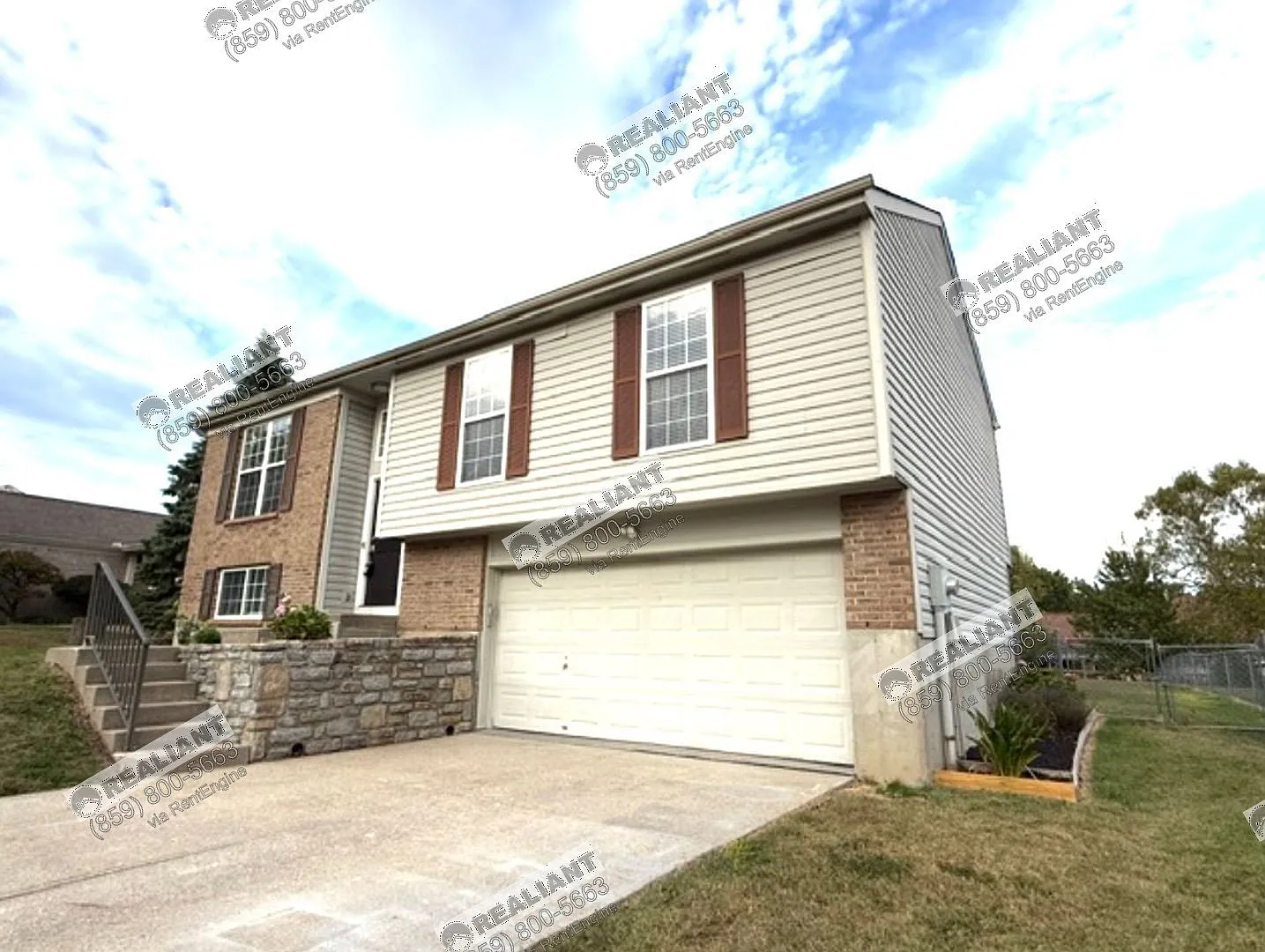 4 bed, 2.5 bath, $2,545 — Photo 1