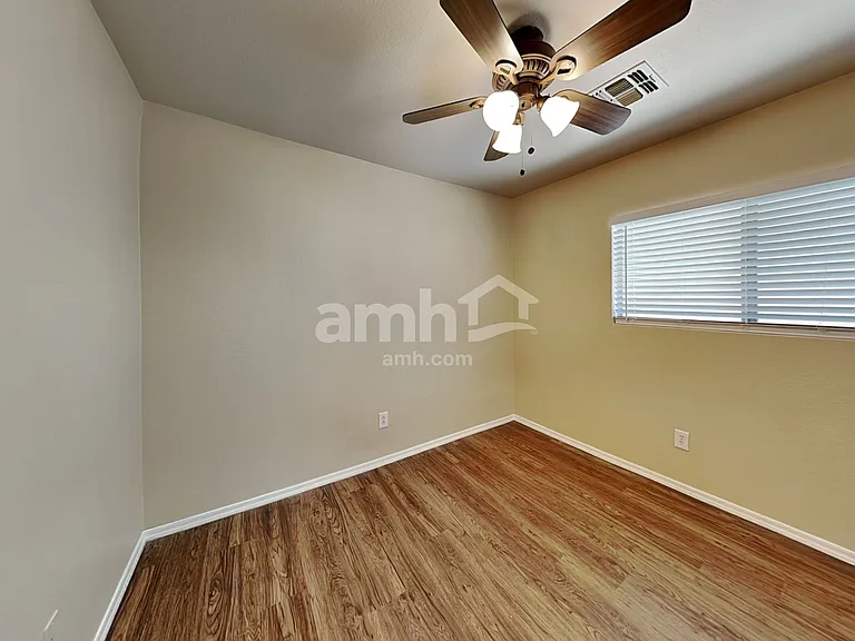 9454 W Virginia Ave — Photo 11
