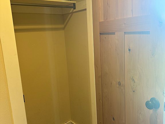 Coat closet