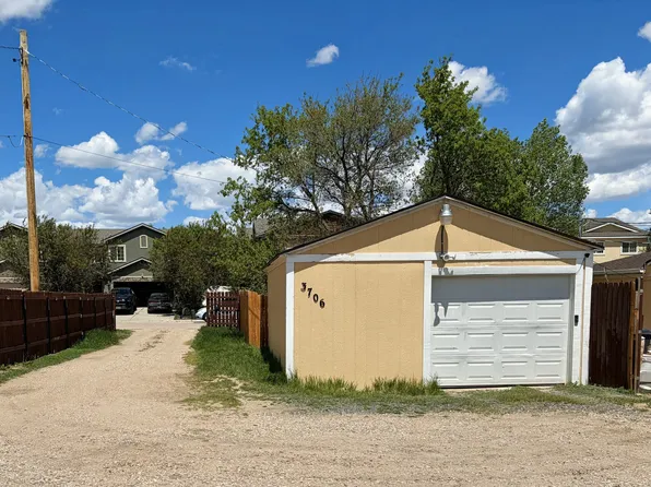 3706 Rock Springs St, Cheyenne, WY 82001