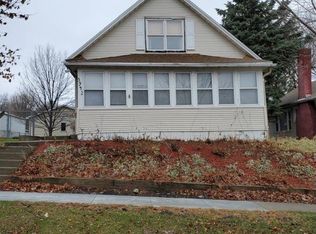 3942 9th St, Des Moines, IA 50313