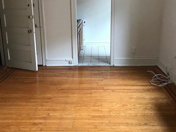 3rd image of 1307-13 Spruce St #4C