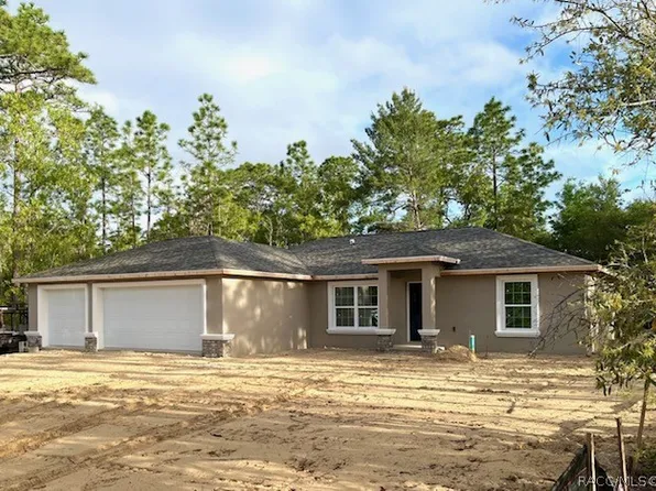 1585 W Kenmore Dr, Citrus Springs, FL 34434