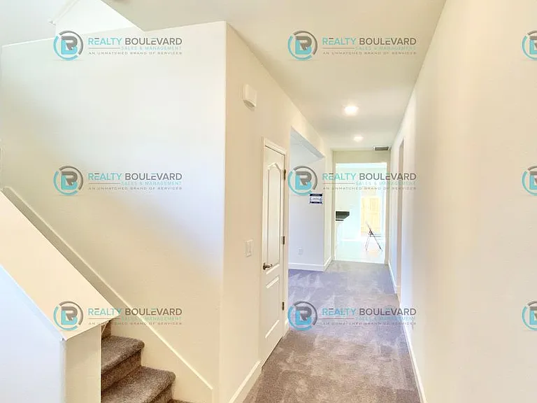 1127 Winter Hawk Way — Photo 5