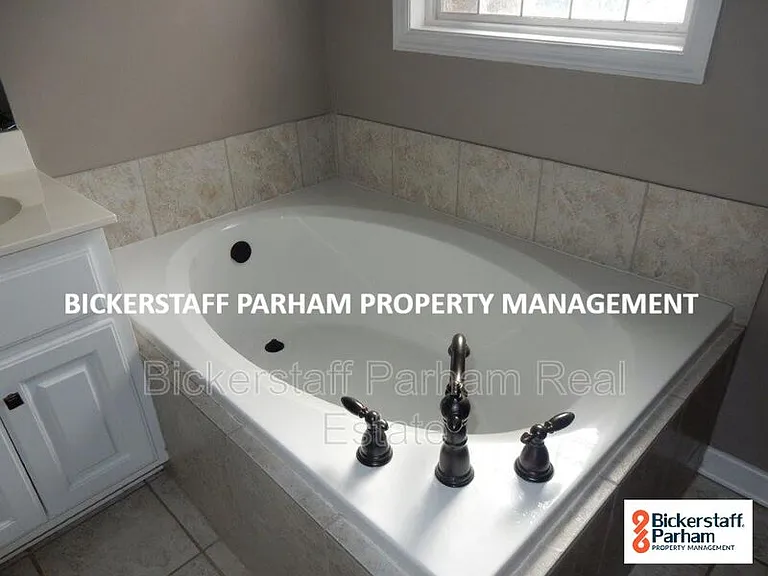 7455 McKee Rd — Photo 13