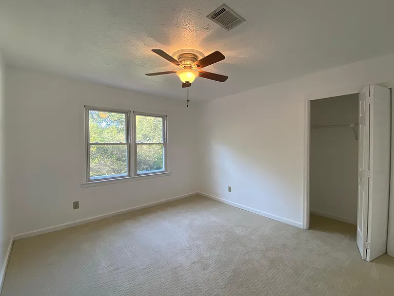 3013 Eglantine Ct — Photo 24