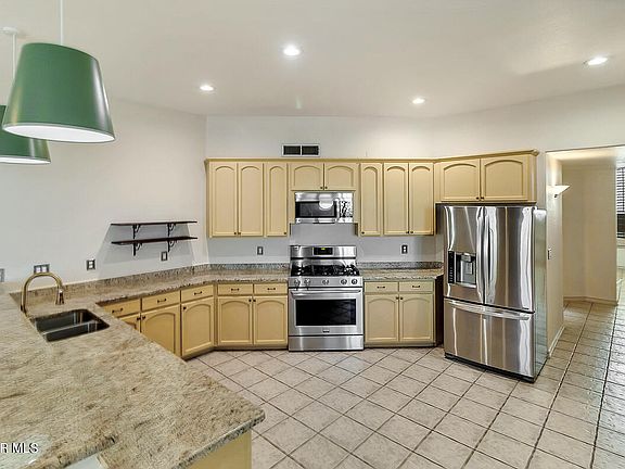 4th image of 6462 La Posta Dr