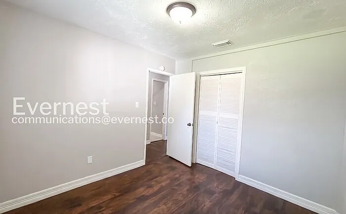 1379 Dell Dale St — Photo 15