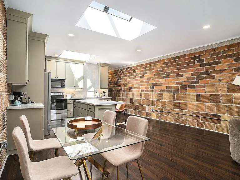 110 Washington Ave #110 — Photo 19