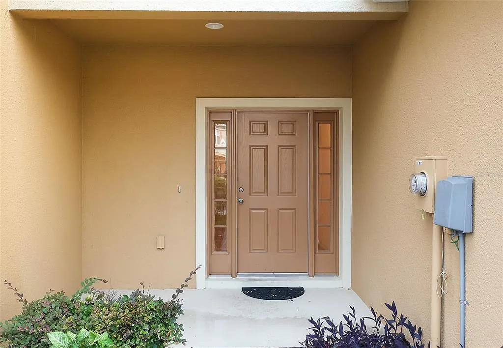 3 bed, 2.5 bath, 1550 sqft, $2,200 — Photo 4