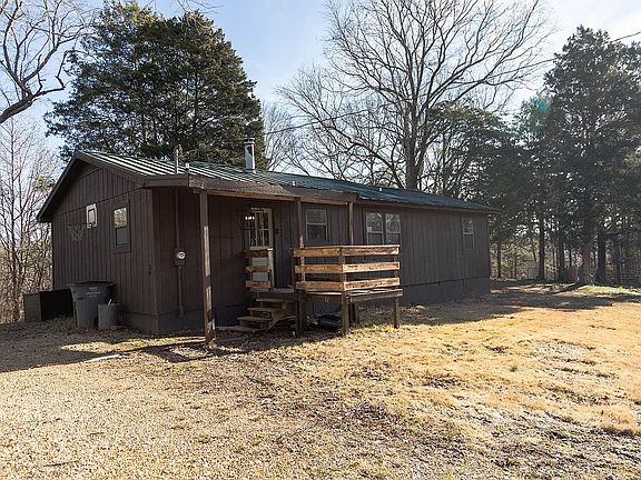 2nd image of 2811 County Road 8