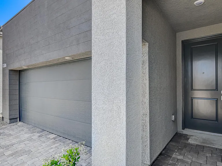 10171 Handline Chute St — Photo 5