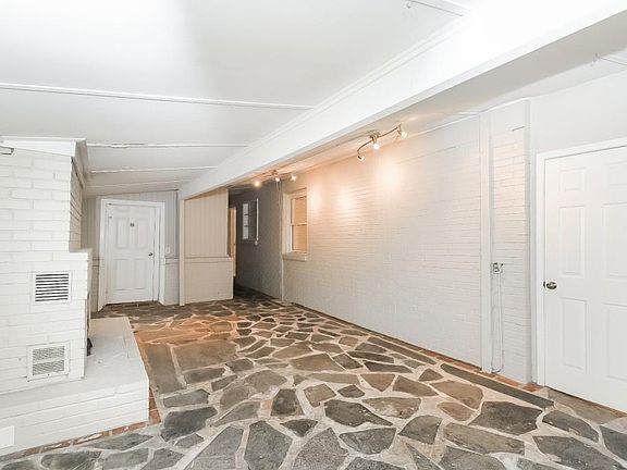 2nd image of 590 Plaza Dr