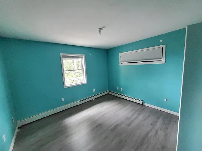 469 Hillside Rd — Photo 10
