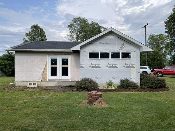 2nd image of 2400 Argyle Rd