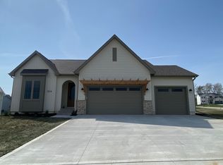 214 E Bridge Rd, Polk City, IA 50226