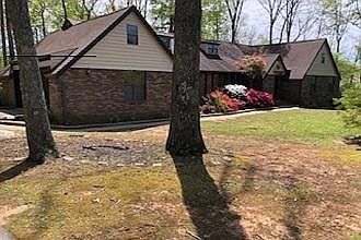 1st image of 704 Ala Dr
