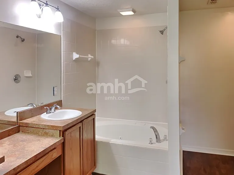 14138 Devan Lee Dr W — Photo 10