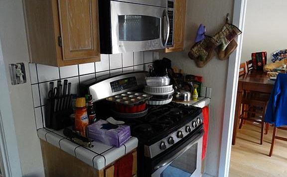3rd image of 811 Camaritas Ave