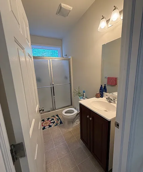 Full bathroom on ground floor