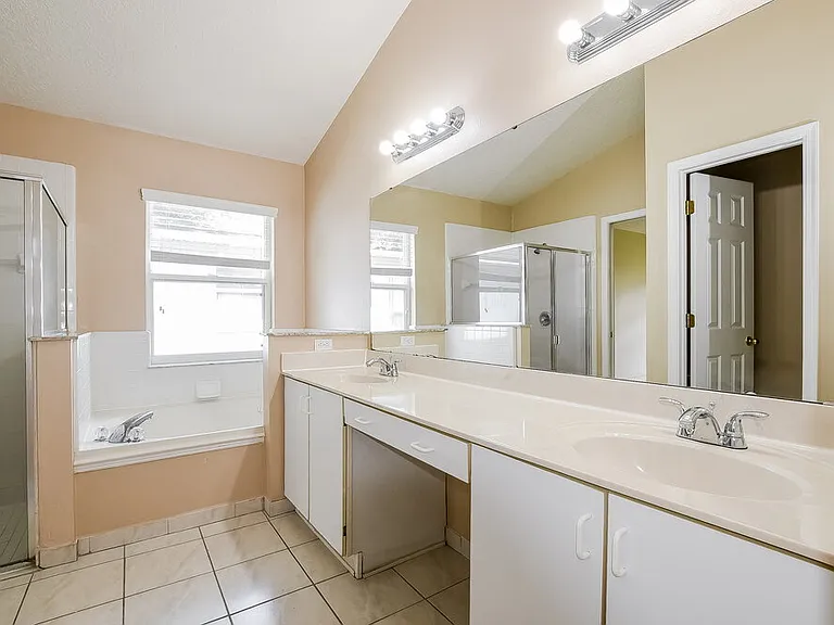 3237 Harpers Ferry Ct — Photo 9