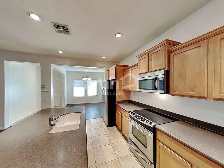 11054 E Stearn Ave — Photo 3