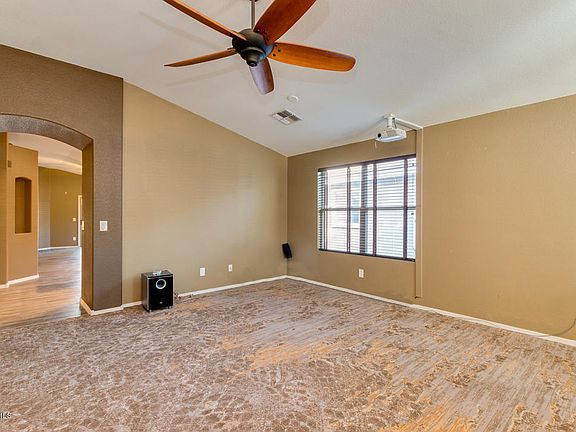 3rd image of 4312 E Wildhorse Dr