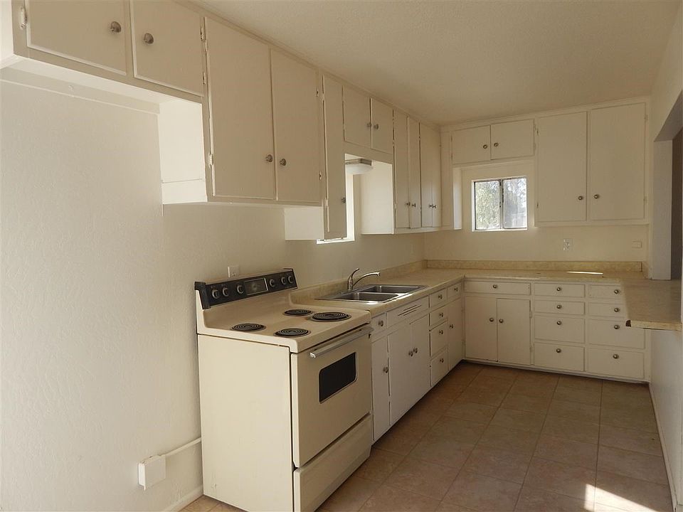 1st image of 4731 E Clip St