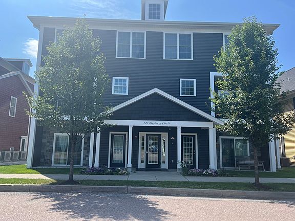 2nd image of 123 Bayberry Cir #201
