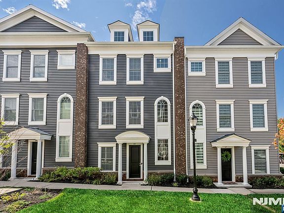 2nd image of 68 Parkside Lane #68