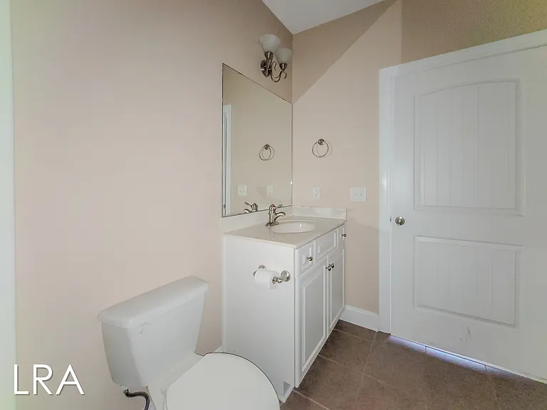 300 Gateway Dr #346 — Photo 18