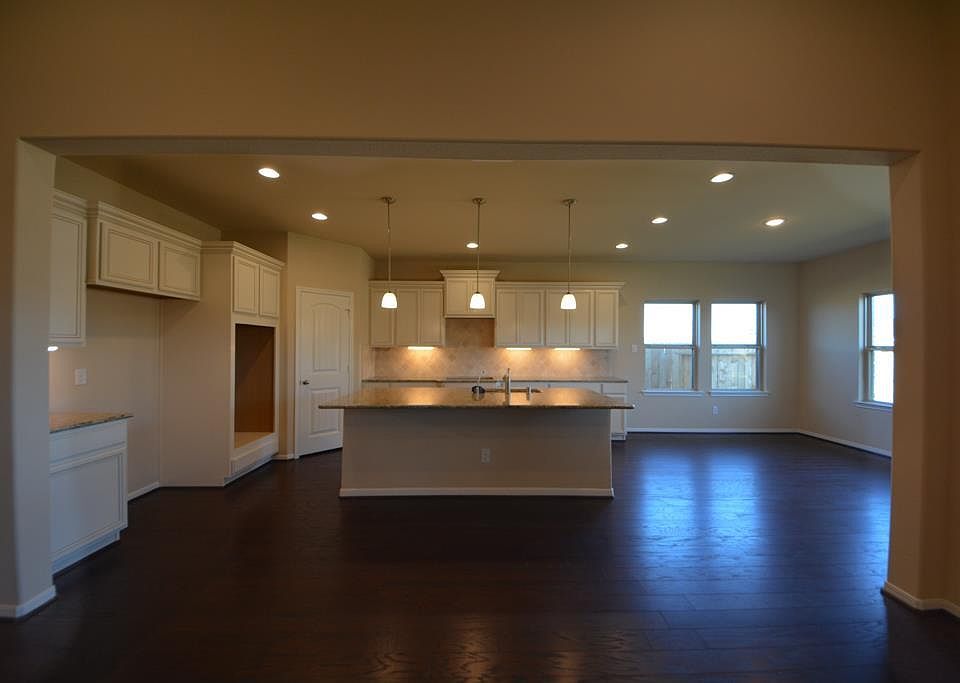 1st image of 3307 Emerald Valley Dr