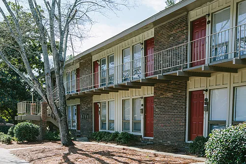 Carriage Hill Apartments Photo 1