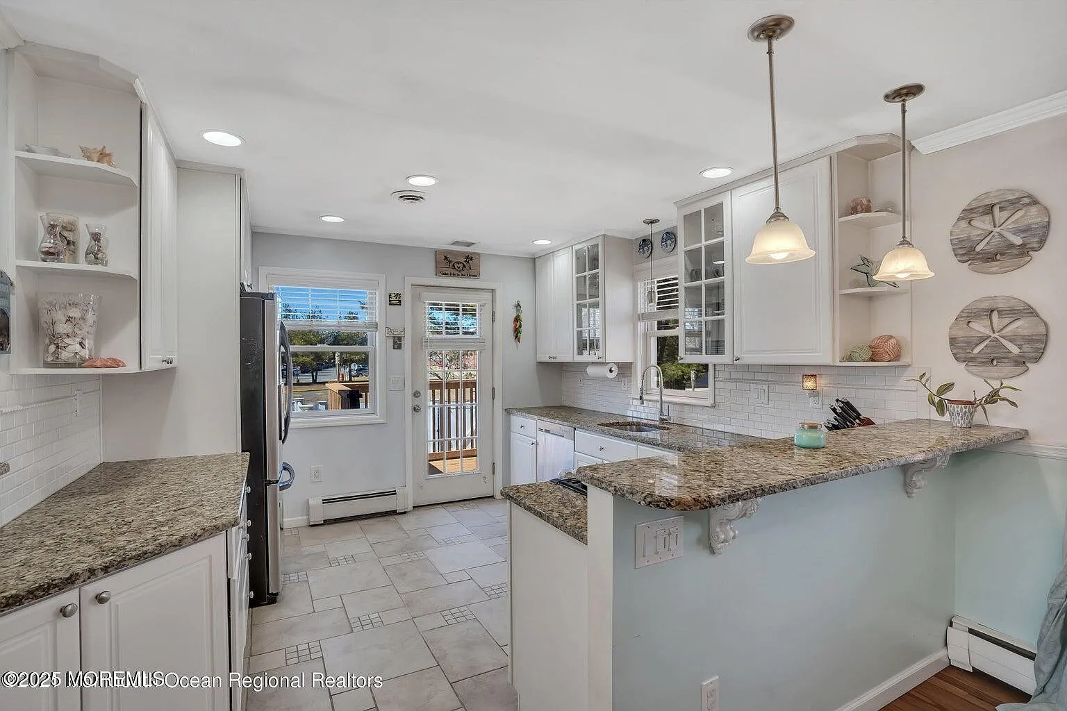 3 bed, 1258 sqft, $2,500 — Photo 3