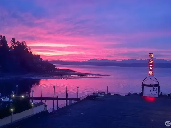 6042 Seaview Avenue NW #404, Seattle, WA 98107