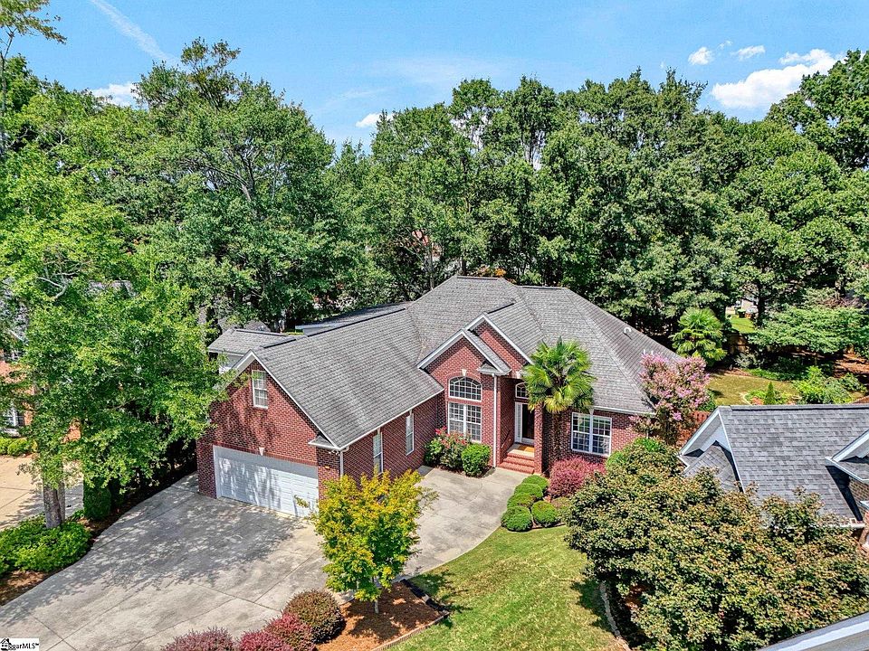 1st image of 115 Clairewood Ct
