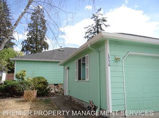 1930 S 6th St, Cottage Grove, OR 97424