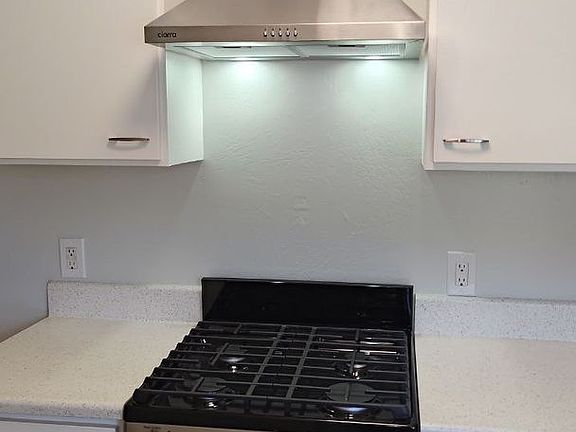 3rd image of 314 Main St #202