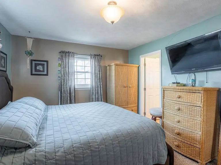 302 Lingale Ave — Photo 14