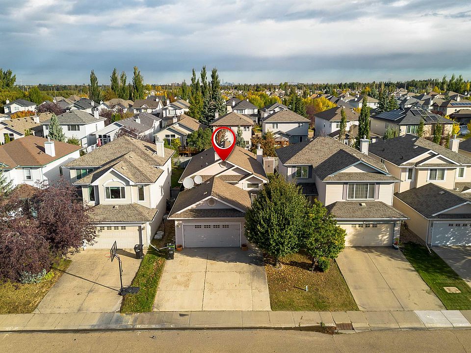 1st image of 812 Barnes Link SW