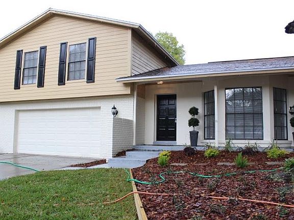2nd image of 15811 Ashbury Pl