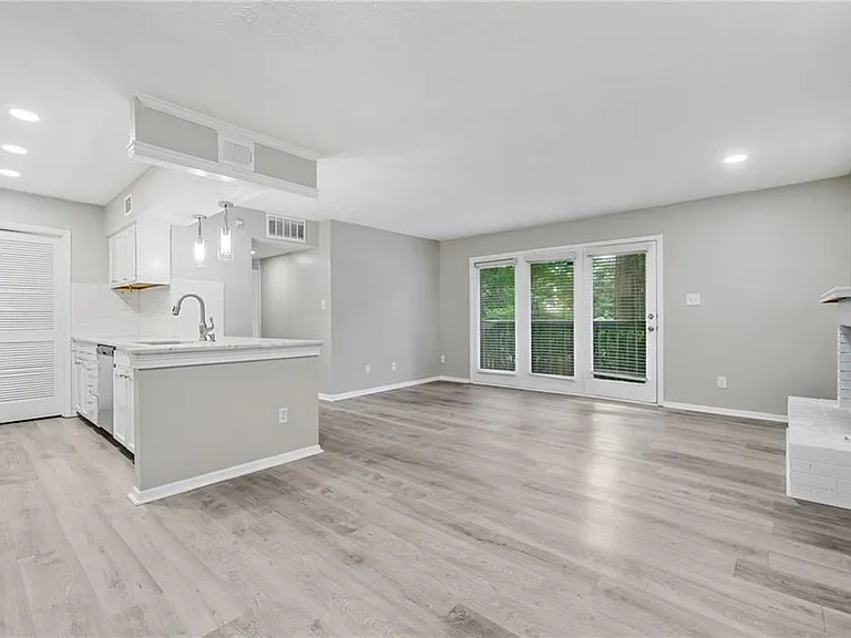 113 Tuxworth Cir — Photo 11