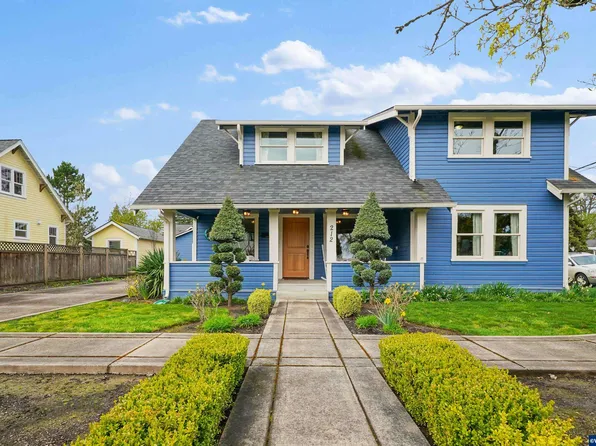 212 S 6th St, Independence, OR 97351