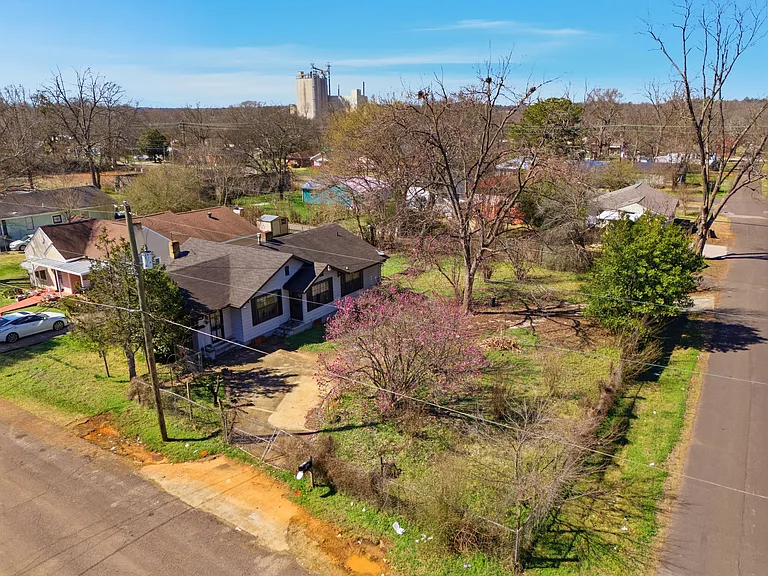 3332 Walnut Ave SW — Photo 27