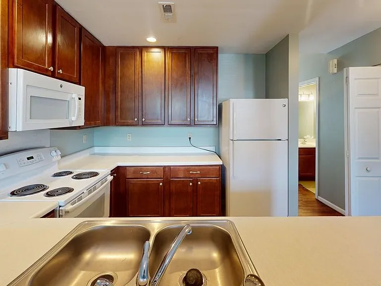3861 McRee Ave — Photo 6